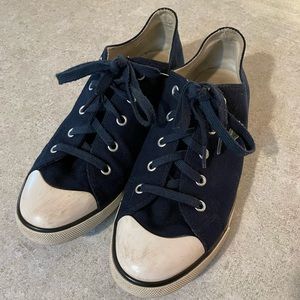 Lacoste shoes size 9